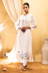 Buy_The White Tree Studio_Off White Kurta- Chanderi (70% Cotton And 30% Silk) Embroidered Floral V & Pant _at_Aza_Fashions