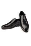 Buy_Shutiq_Black Roush Brogue Solid Lace-up Shoes_at_Aza_Fashions