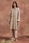 Shop_Sue Mue_Beige Handwoven Raw Silk Embroidery Viti Floral Panelled Kurta Set _Online_at_Aza_Fashions