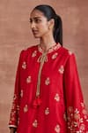 Buy_Sue Mue_Red Handwoven Moonga Silk Embroidery Floral Aarti Kurta And Salwar Set _Online_at_Aza_Fashions