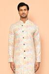 Buy_Arihant Rai Sinha_Cream Soft Cotton Embroidered Thread Straight Kurta _Online_at_Aza_Fashions