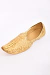 Aryavir Malhotra_Beige Woven Jamewar Silk Juttis _Online_at_Aza_Fashions