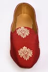 Buy_Aryavir Malhotra_Red Embroidered Floral Motif Juttis _Online_at_Aza_Fashions