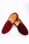 Aryavir Malhotra_Red Plain Velvet Juttis _Online_at_Aza_Fashions