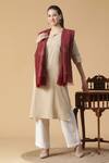 Buy_Shingora_Maroon Nagma Woolen Frayed Edge Stole _at_Aza_Fashions
