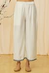 Samyukta Singhania_White Kurta And Pant Cotton Blend Embroidered Floral Round Straight Neck Set _at_Aza_Fashions