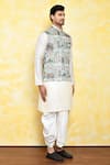 Arihant Rai Sinha_Multi Color Kurta Georgette Embroidered Animal And Floral Pattern Bundi Set _at_Aza_Fashions