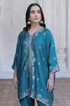 Safaa_Blue Vegan Silk Woven Gardenia Scallop V Neck Idris Kaftan With Pant _Online_at_Aza_Fashions