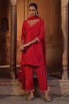 Buy_Sonal Pasrija_Red Silk Embroidery Beads V Neck Padma Bloom Kurta Pant Set _at_Aza_Fashions