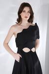 Ozeqo_Black Neoprene Cut Work Crew Neck Francesca Gown And Wrap Set _Online
