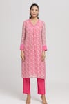 Missprint_Pink Kurta And Dupatta Organza Hand Block Printed Floral V Neck Pant Set _Online_at_Aza_Fashions