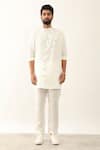 Buy_Son of A Noble Snob_White 100% Linen Plain Alok Panelled Kurta Set  _Online