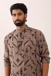 Buy_Son of A Noble Snob_Brown 100% Linen Printed Abstract Floral Jeet Stencil Kurta _Online_at_Aza_Fashions