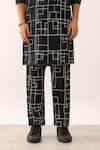 Son of A Noble Snob_Black 100% Linen Printed Geometric Darsh Square Kurta With Trouser  _at_Aza_Fashions