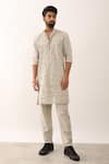 Buy_Son Of A Noble Snob_Ivory 100% Linen Print Digital Maze Aadi Tetris Kurta Set _at_Aza_Fashions