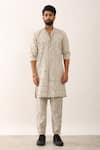 Buy_Son Of A Noble Snob_Ivory 100% Linen Print Digital Maze Aadi Tetris Kurta Set _Online_at_Aza_Fashions