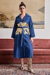 Buy_Pozruh by Aiman_Blue Denim Print Metallic Foil Lapel Collar Blaze Trench Jacket  _at_Aza_Fashions