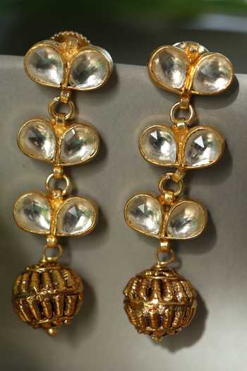 Shop_Do Taara_Gold Plated Stones Kundan Embellished Earrings _at_Aza_Fashions