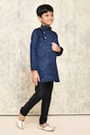 Samyukta Singhania_Blue Jacquard Embellished Geometric Pattern Kurta _at_Aza_Fashions