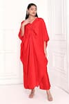 Buy_Komal Shah_Red Chanderi 95% Plain V Neck Knotted Kaftan And Pant Set _at_Aza_Fashions