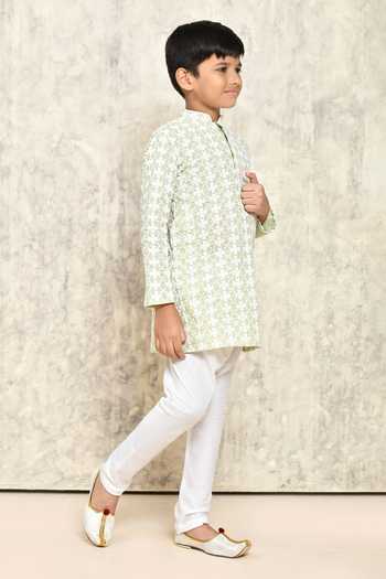 Petite Pomme_Green Cotton Embroidery Chikankari Floral Kurta _at_Aza_Fashions