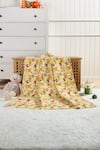 Buy_Quliting Tree_Multi Color Cotton Winnie The Poo Pattern Baby Quilt _at_Aza_Fashions