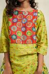 Gulabo by Abu Sandeep_Green Chanderi Print Floral Round Neck Geometric Kurta  _at_Aza_Fashions