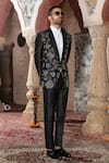 Buy_Abkasa_Black Terry Rayon Embroidered Bead Work Nigella Tuxedo And Pant Set  