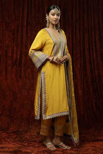 Shikhar Sharma_Yellow Kurta And Pant Silk Chanderi Embroidered Pearl Round Badla Bright Set _Online_at_Aza_Fashions