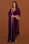 Buy_Daljit Sudan_Purple Kurta And Pant Velvet Embroidery Aari Tilla V Neck Set _at_Aza_Fashions