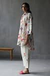 Buy_Roza_Ivory Linen Embroidery Collared Primrose Printed Kaftan _Online_at_Aza_Fashions