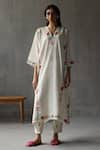 Buy_ROZA_Ivory Linen Hand Drawn Prints Watercolor Primrose Phiran Kurta And Pant Set _at_Aza_Fashions