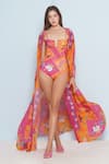 Buy_Limerick By Abirr N' Nanki_Pink Pixie Mosaic Print Cape 