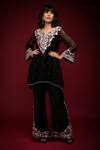 Buy_Farha Syed_Black Pure Organza Embroidered Cutdana V-neck Floral Cutwork Kurta With Pant _at_Aza_Fashions
