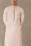 Shop_Masaba_Pink Raw Silk Print Wallflower Pattern Barfi Kurta 