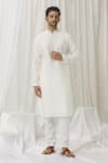 Buy_Alaya Advani_Off White Kurta Silk Embroidered Zari Foliage With Pant _at_Aza_Fashions