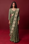 Buy_Ridhimaa Gupta_Green Viscose Raw Silk Deveshi Bandhani Pattern Pre-draped Saree With Blouse _at_Aza_Fashions