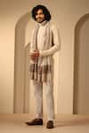 Buy_DUSALA_Off White Woven Chandra Kani Border Stole _at_Aza_Fashions