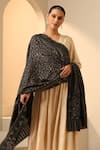 Buy_Dusala_Black Kuljeet Floral Pattern Cashmere Stole _at_Aza_Fashions