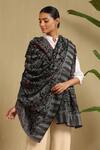 Buy_Dusala_Green Aarunya Fauna Pattern Cashmere Shawl _at_Aza_Fashions