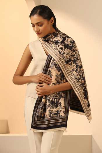 Buy_Dusala_Cream Zaiden Animal Woven Stole _at_Aza_Fashions