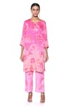 Buy_Siddhartha Bansal_Pink Tunic Organza Satin Printed Paisley V Neck Kurta And Pant Set  _at_Aza_Fashions