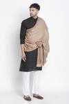 Buy_Shingora_Beige Veer Diamond Woven Lohi Shawl _at_Aza_Fashions