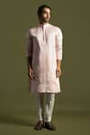 Buy_Paarsh_Pink Kurta Linen Satin Embroidered Thread With Pant Pyjama _at_Aza_Fashions