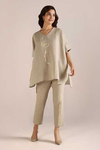 Buy_Kaveri_Beige Linen Embroidery V-neck Body Printed Square Top _at_Aza_Fashions