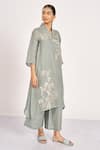 KAVERI_Green 100% Linen Hand Embroidery Floral V Honey Suckle Fly Free Tunic  _Online_at_Aza_Fashions