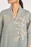 Buy_KAVERI_Green 100% Linen Hand Embroidery Floral V Honey Suckle Fly Free Tunic  _Online_at_Aza_Fashions