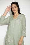 Buy_Kaveri_Green 100% Linen Embroidered Thread V Neck Fly Free Floral Tunic  _Online_at_Aza_Fashions