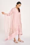 Buy_Kaveri_Pink 100% Linen Embroidery Thread Applique V Dew Drop Fly Free Tunic  _Online_at_Aza_Fashions