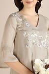 Kaveri_Beige 100% Linen Printed Camelia Flower V Neck Fly Free Tunic  _Online_at_Aza_Fashions
